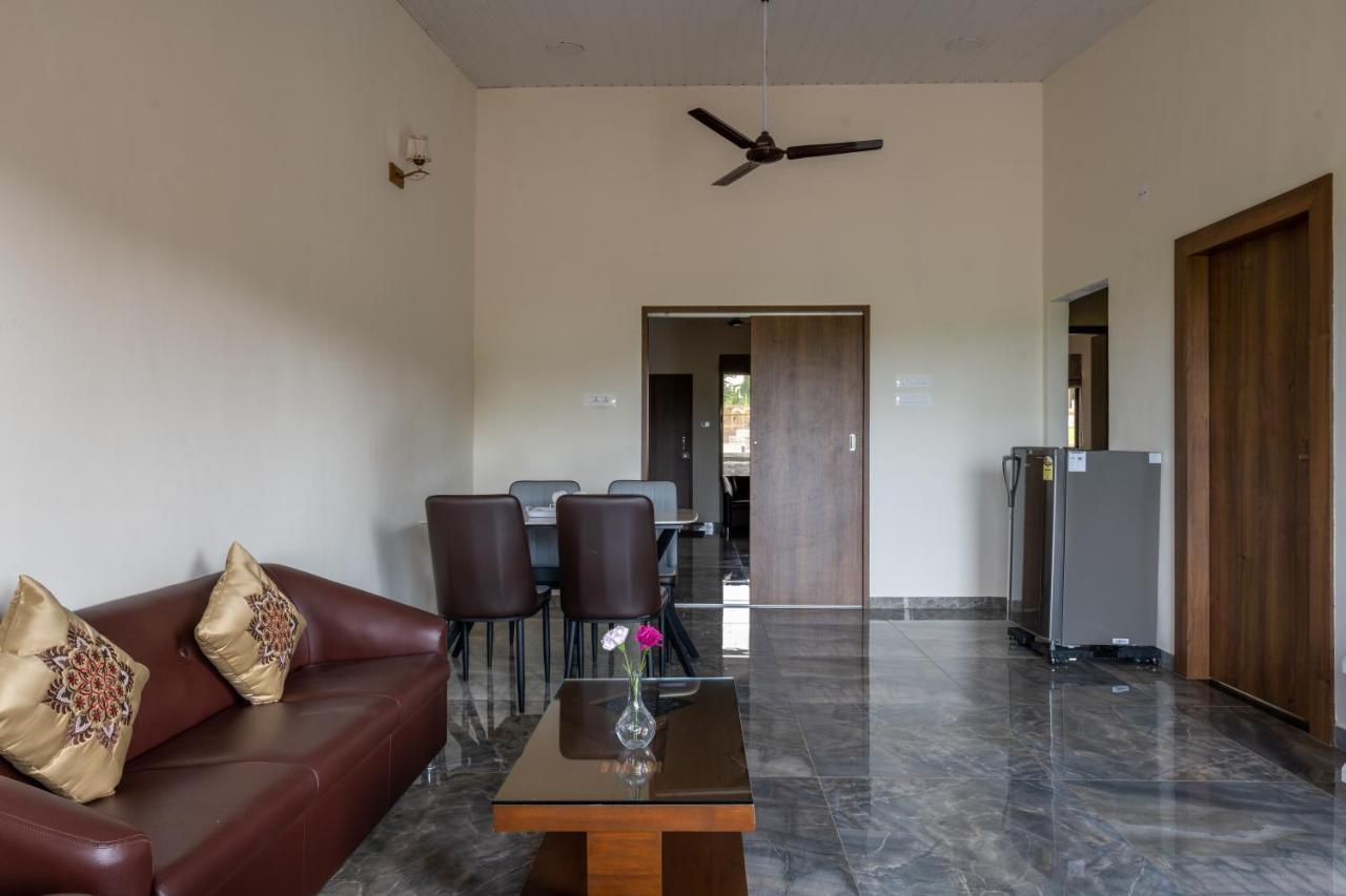 Hillrock Resort & Villas, Neral-Karjat Ngoại thất bức ảnh