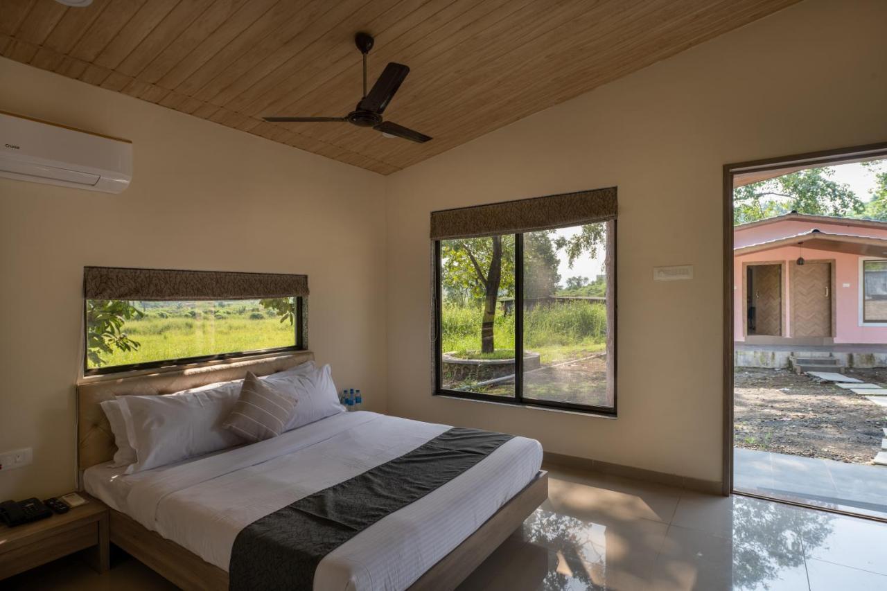 Hillrock Resort & Villas, Neral-Karjat Ngoại thất bức ảnh