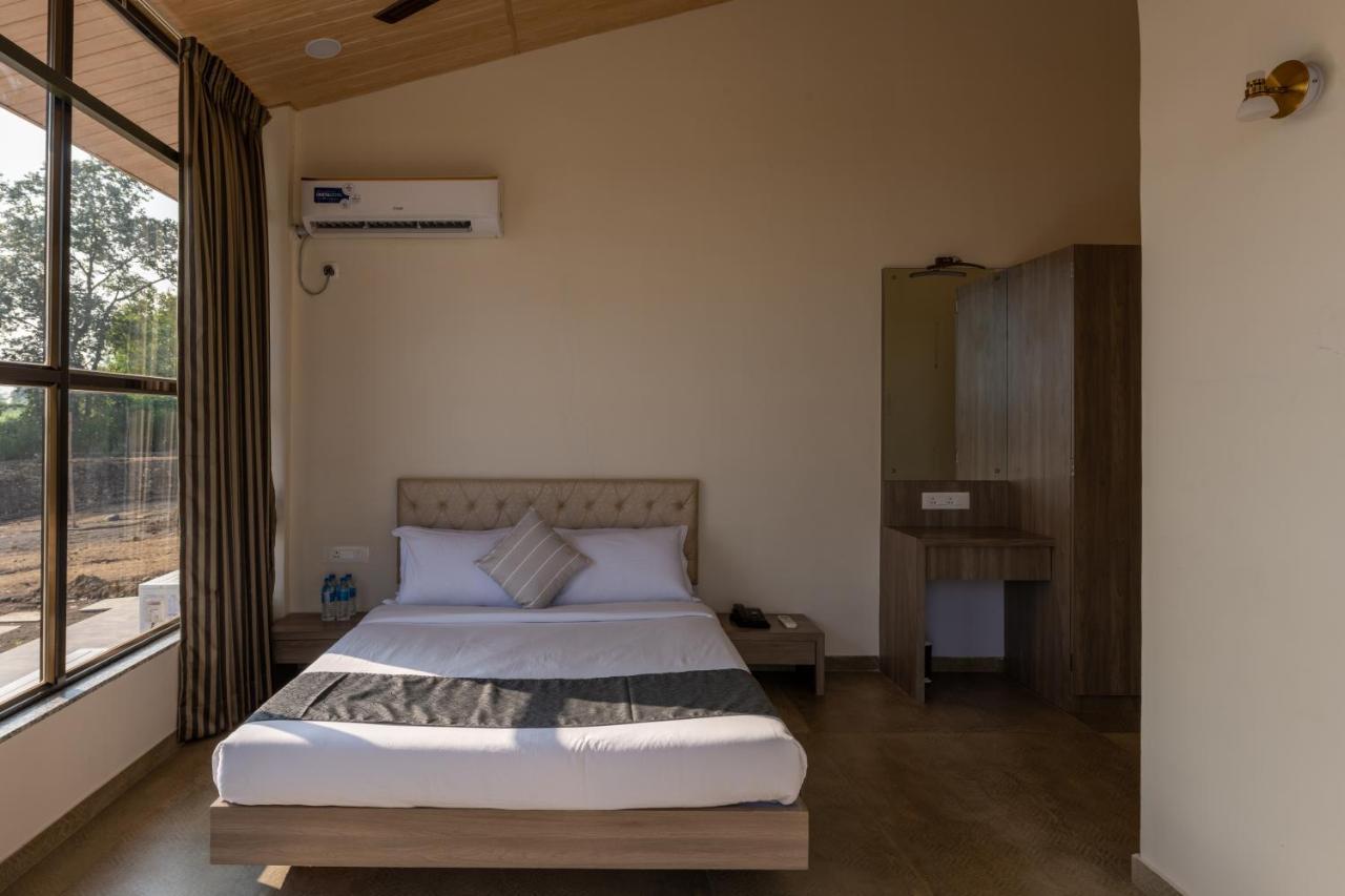 Hillrock Resort & Villas, Neral-Karjat Ngoại thất bức ảnh