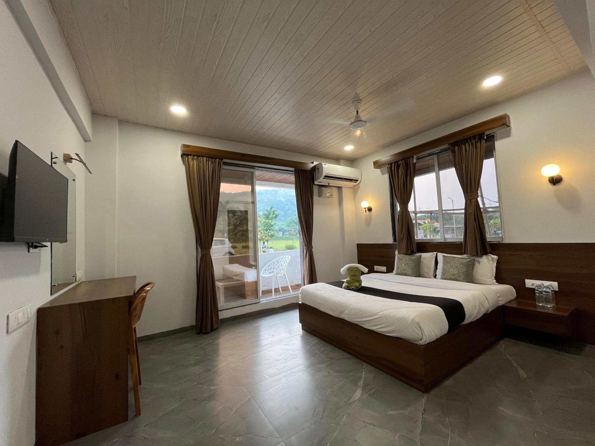 Hillrock Resort & Villas, Neral-Karjat Ngoại thất bức ảnh