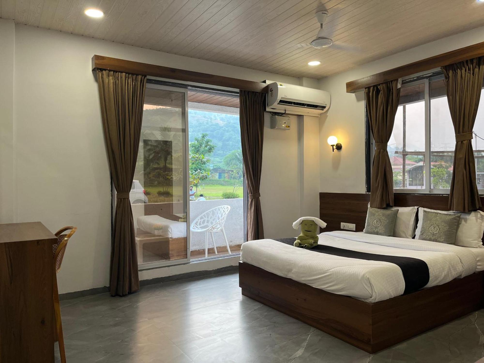 Hillrock Resort & Villas, Neral-Karjat Ngoại thất bức ảnh